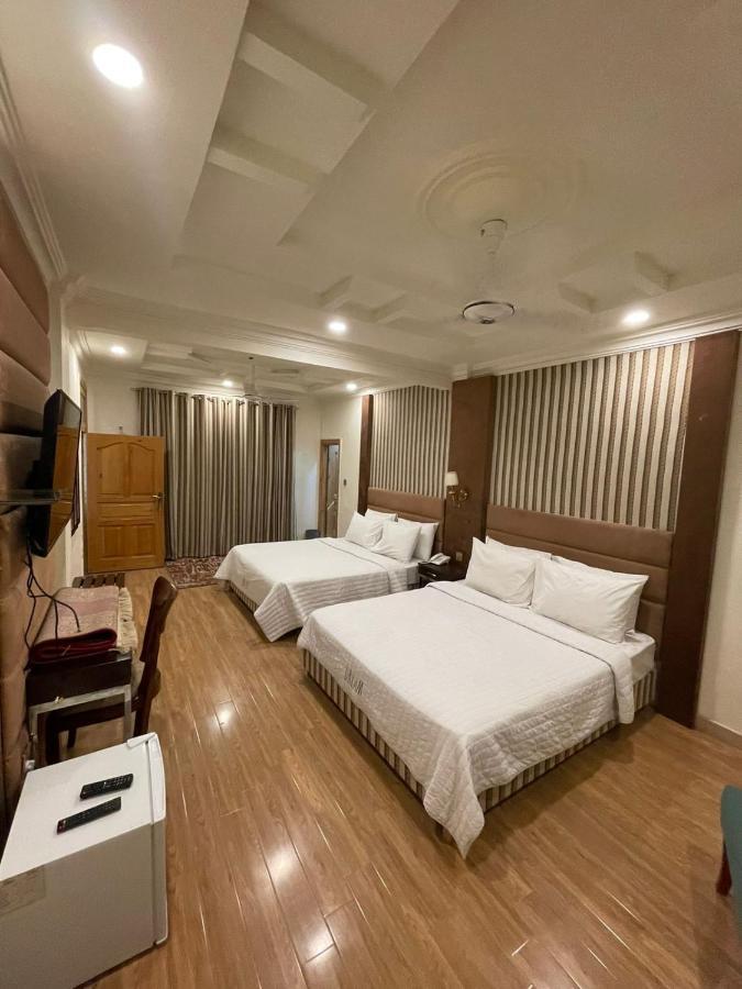 Shelton'S Rezidor House Hotel Peshawar Bagian luar foto