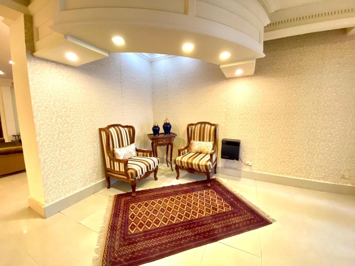 Shelton'S Rezidor House Hotel Peshawar Bagian luar foto